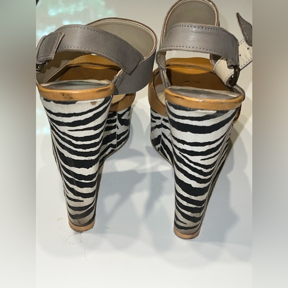 Nine West Platform Wedge Sandals - 9M - Picture 3 of 5